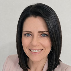 Headshot of Melissa